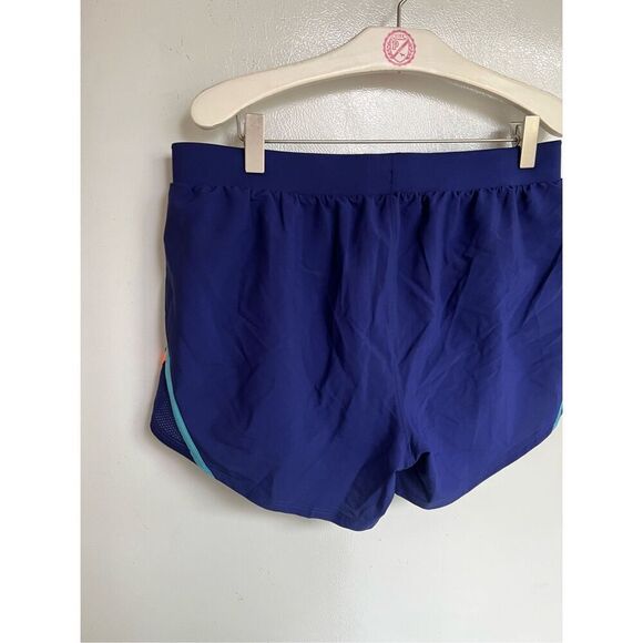 Under Armour Multicolored Shorts Woman’s Size Medium Heatgear - Picture 9 of 9